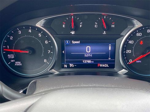 Used 2023 Chevrolet Equinox LT image 24