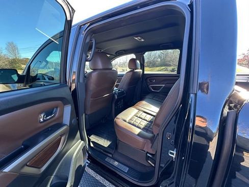 Used 2021 Nissan Titan Platinum Reserve w/ Off Road Protection Package AWD/4WD image 18