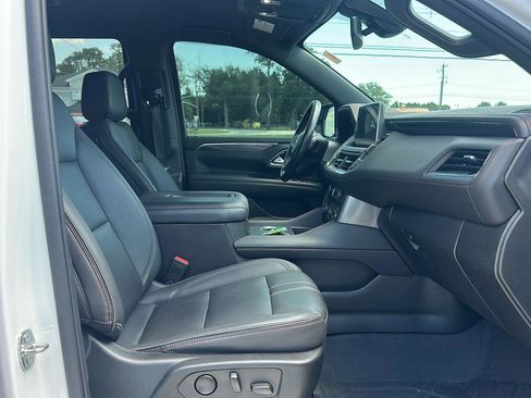 Used 2022 Chevrolet Tahoe RST w/ Luxury Package AWD/4WD image 14