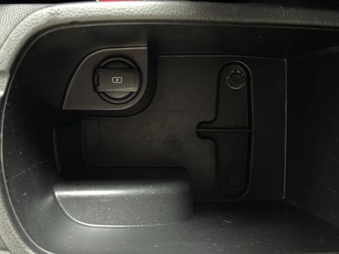 Used 2018 Kia Soul ! w/ Tech Package FWD image 28