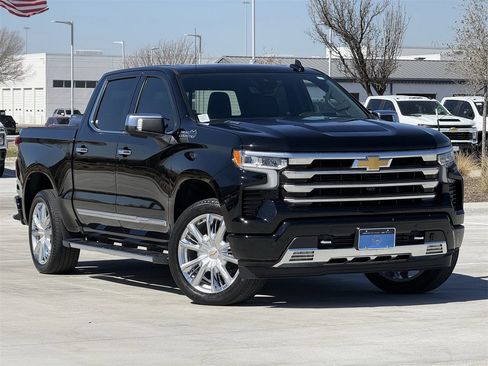 Certified 2023 Chevrolet Silverado 1500 High Country w/ High Country Premium Package image 2