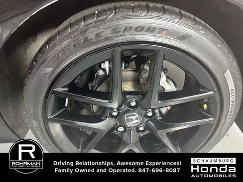 Used 2023 Honda Civic Sport image 6