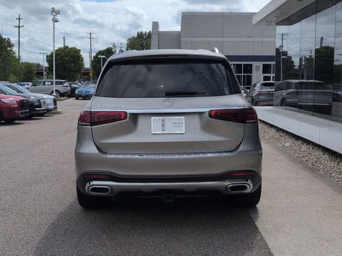 Used 2022 Mercedes-Benz GLS 450 4MATIC image 5