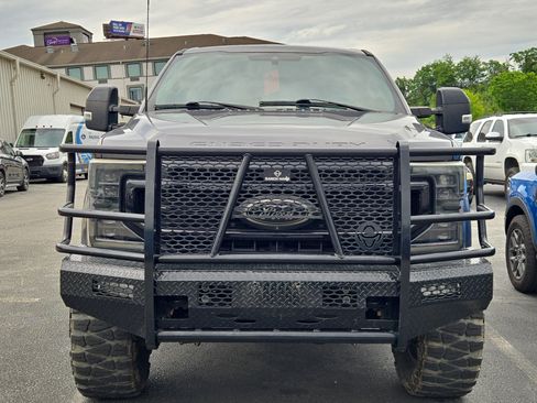 Used 2021 Ford F250 Lariat AWD/4WD image 4