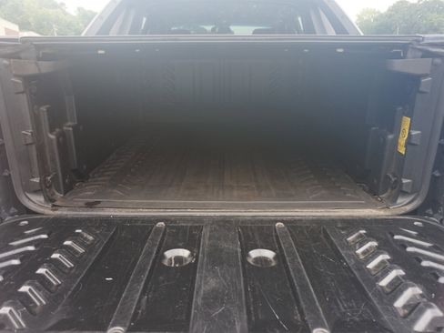 Used 2011 Chevrolet Avalanche LT w/ Luxury Package image 18