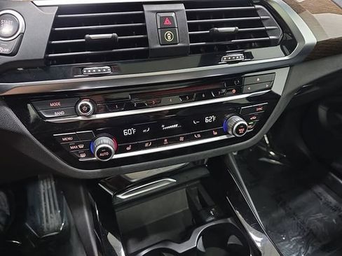 Used 2019 BMW X3 xDrive30i w/ Driving Assistance Package AWD/4WD image 21