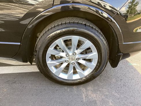Used 2017 Buick Envision Essence FWD image 26