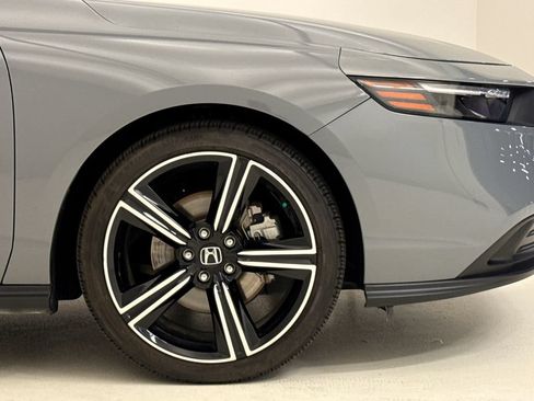 Used 2023 Honda Accord Sport image 6