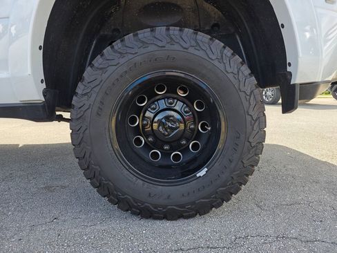 Used 2020 RAM 3500 Laramie image 15