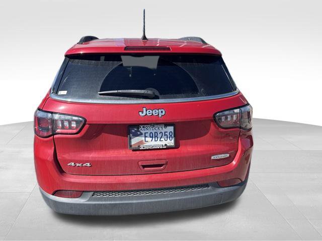 Used 2023 Jeep Compass Latitude w/ Convenience Group AWD/4WD image 6