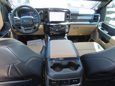 Used 2023 Ford F350 Lariat w/ Lariat Ultimate Package AWD/4WD image 24