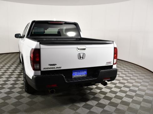 Used 2023 Honda Ridgeline Sport image 7