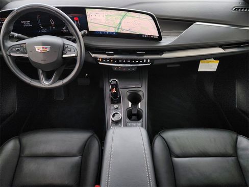 Certified 2024 Cadillac XT4 Premium Luxury w/ Cold Weather Package image 28