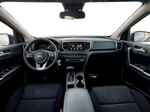 Used 2021 Kia Sportage LX image 7