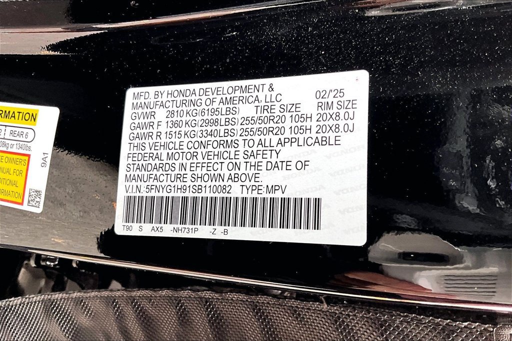 Used 2025 Honda Pilot Black Edition image 16