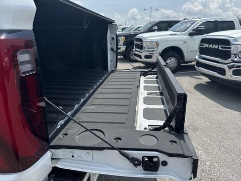 Used 2025 GMC Sierra 2500 Denali w/ Denali Reserve Package AWD/4WD image 33