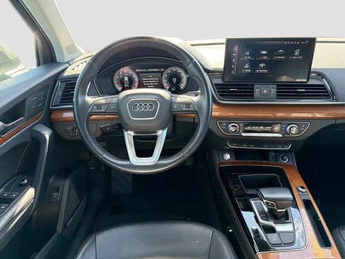 Used 2023 Audi Q5 2.0T Premium Plus image 18