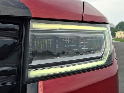 Used 2021 GMC Acadia SLE w/ Driver Convenience Package AWD/4WD image 5