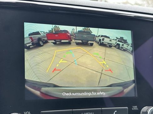 Used 2023 Nissan Frontier SV w/ SV Convenience Package image 9