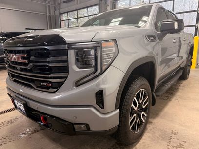 Used 2025 GMC Sierra 1500 AT4 w/ AT4 Premium Package