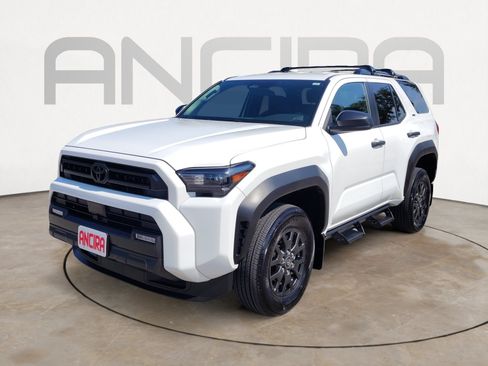 Used 2025 Toyota 4Runner SR5 AWD/4WD image 6