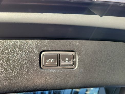 Used 2023 Genesis GV80 3.5T w/ Prestige Package image 22