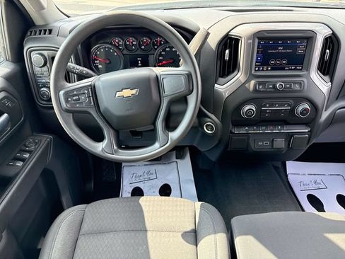 Used 2023 Chevrolet Silverado 1500 Custom AWD/4WD image 14