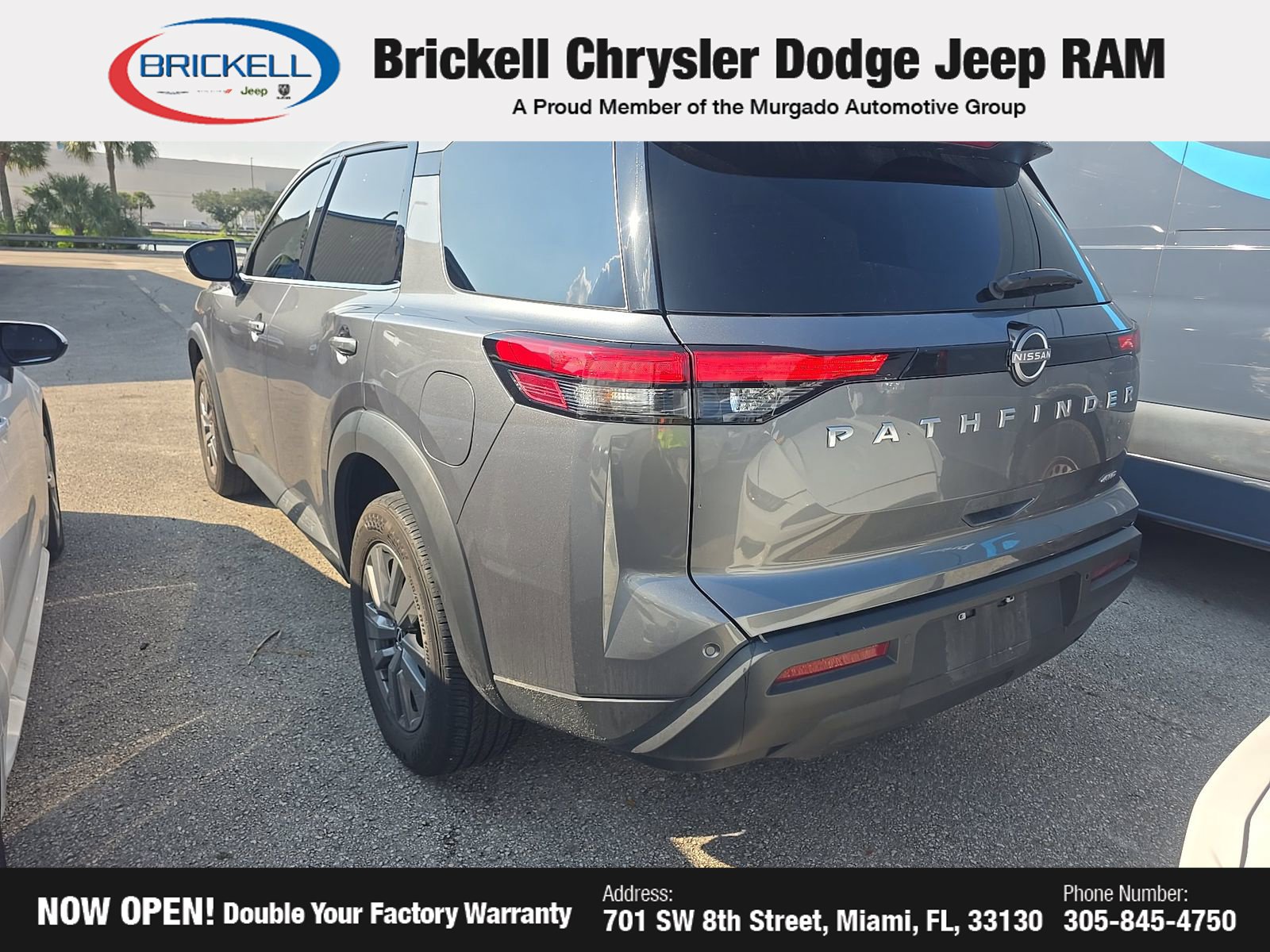 Used 2024 Nissan Pathfinder S AWD/4WD image 3