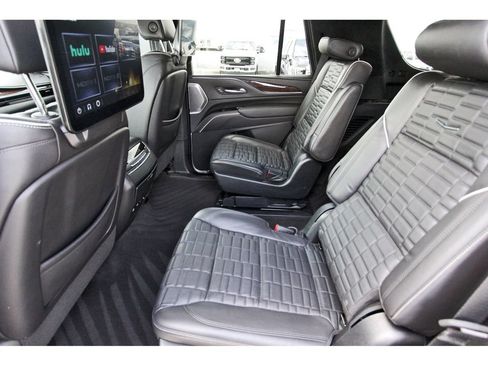 Certified 2023 Cadillac Escalade Sport Platinum RWD image 7