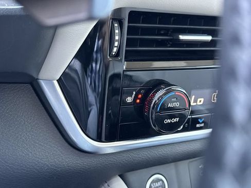 Used 2023 Nissan Rogue SL w/ SL Premium Package AWD/4WD image 35