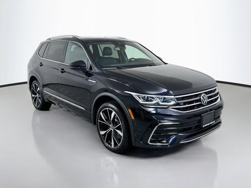 Certified 2022 Volkswagen Tiguan SEL R-Line AWD/4WD image 7