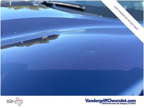 Used 2024 Chevrolet Trax LS FWD image 2