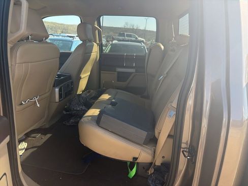 Used 2020 Ford F150 Lariat image 13