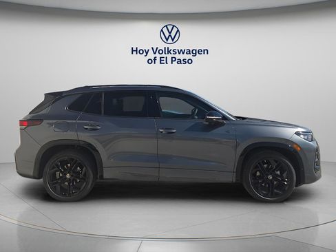 New 2026 Volkswagen Tiguan SE R-Line image 2