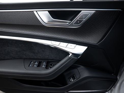 New 2025 Audi RS 7 Performance image 11