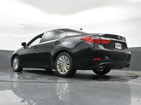 Used 2013 Lexus ES 350 w/ Luxury Pkg FWD image 44