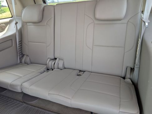 Used 2015 GMC Yukon Denali w/ Open Road Package image 9