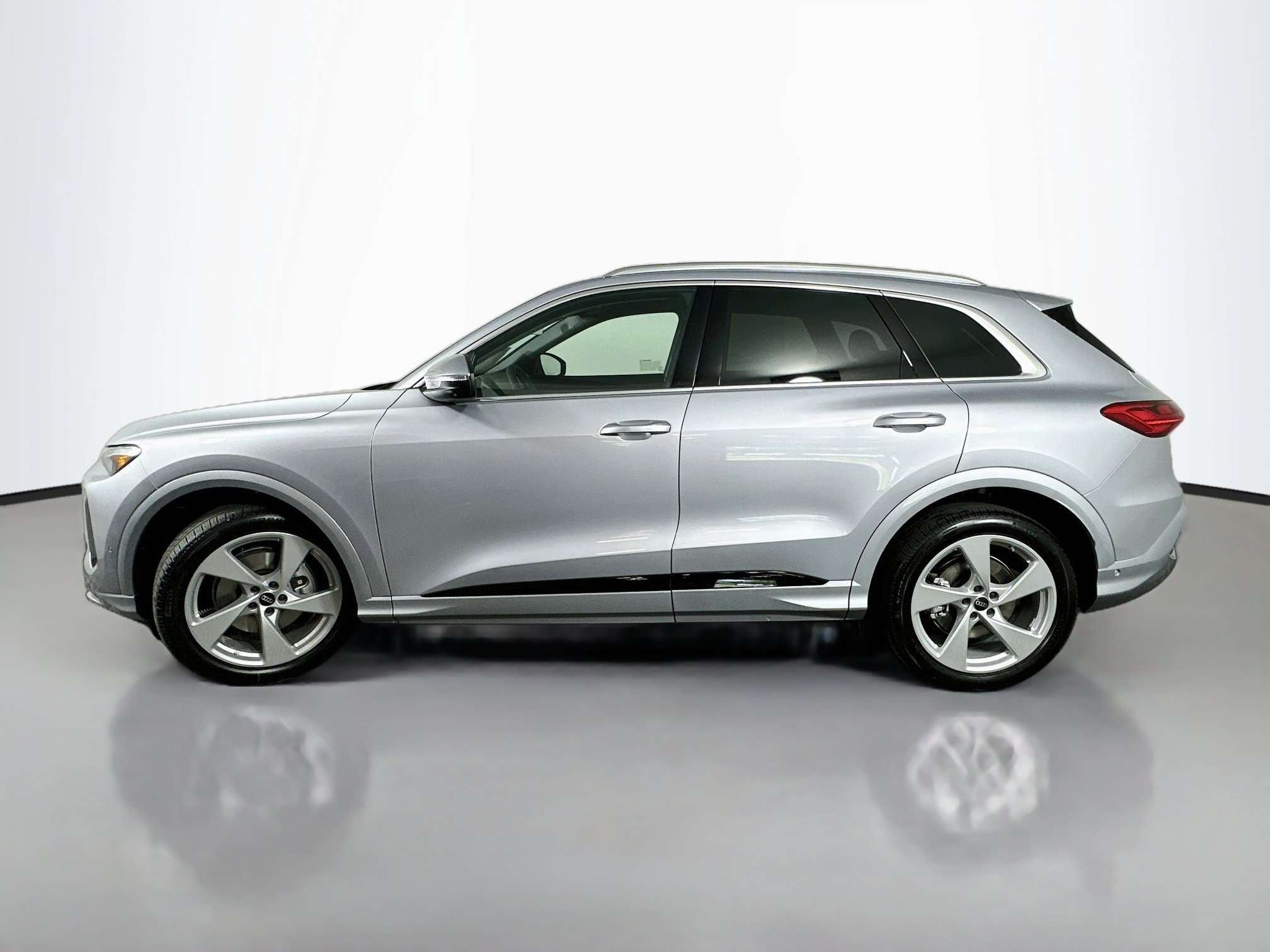 New 2026 Audi Q5 Prestige AWD/4WD image 4