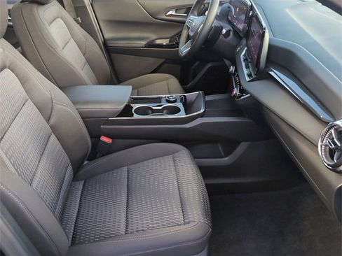 Used 2026 Chevrolet Equinox LT image 26