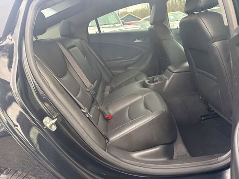 Used 2017 Chevrolet Volt LT w/ Comfort Package image 35