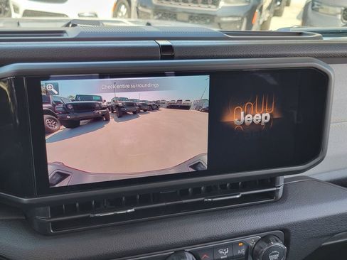 New 2026 Jeep Gladiator Willys image 9