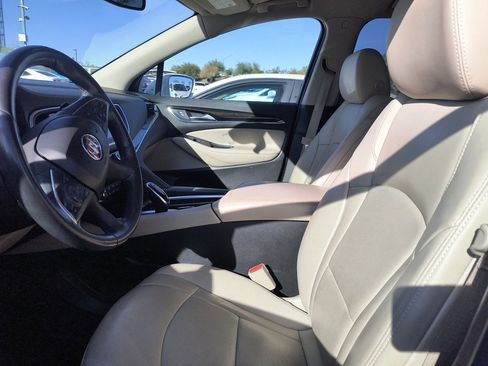 Used 2020 Buick Enclave Essence w/ Sound and Sites Package image 3