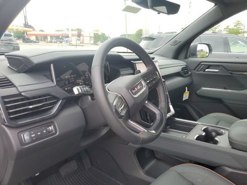 New 2026 GMC Acadia AT4 w/ Luxury Package AWD/4WD image 7