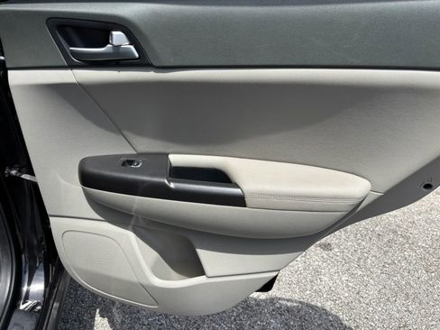 Used 2017 Kia Sportage EX FWD image 23