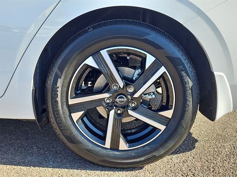 New 2025 Nissan Sentra SV w/ All-Weather Package image 32