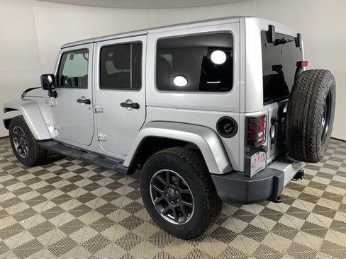 Used 2012 Jeep Wrangler Unlimited Sahara w/ Dual Top Group image 6