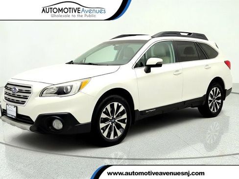 Used 2015 Subaru Outback 2.5i Limited w/ Popular Package #4 AWD/4WD image 1