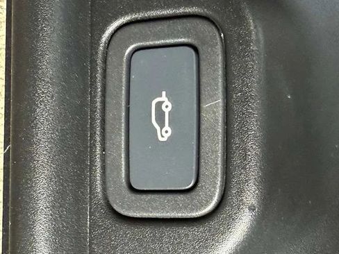 Used 2013 Land Rover Range Rover HSE AWD/4WD image 14