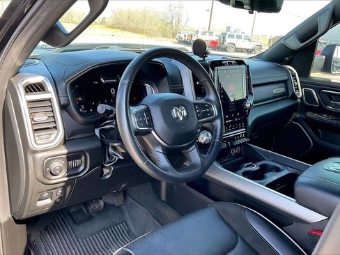 Used 2023 RAM 1500 Laramie image 14