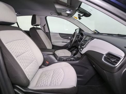 Used 2020 Chevrolet Equinox LS FWD image 15